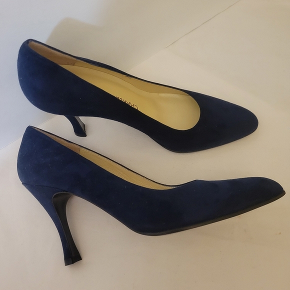 Vintage Charles Jourdan Classic Blue Suede Pump - Picture 6 of 8